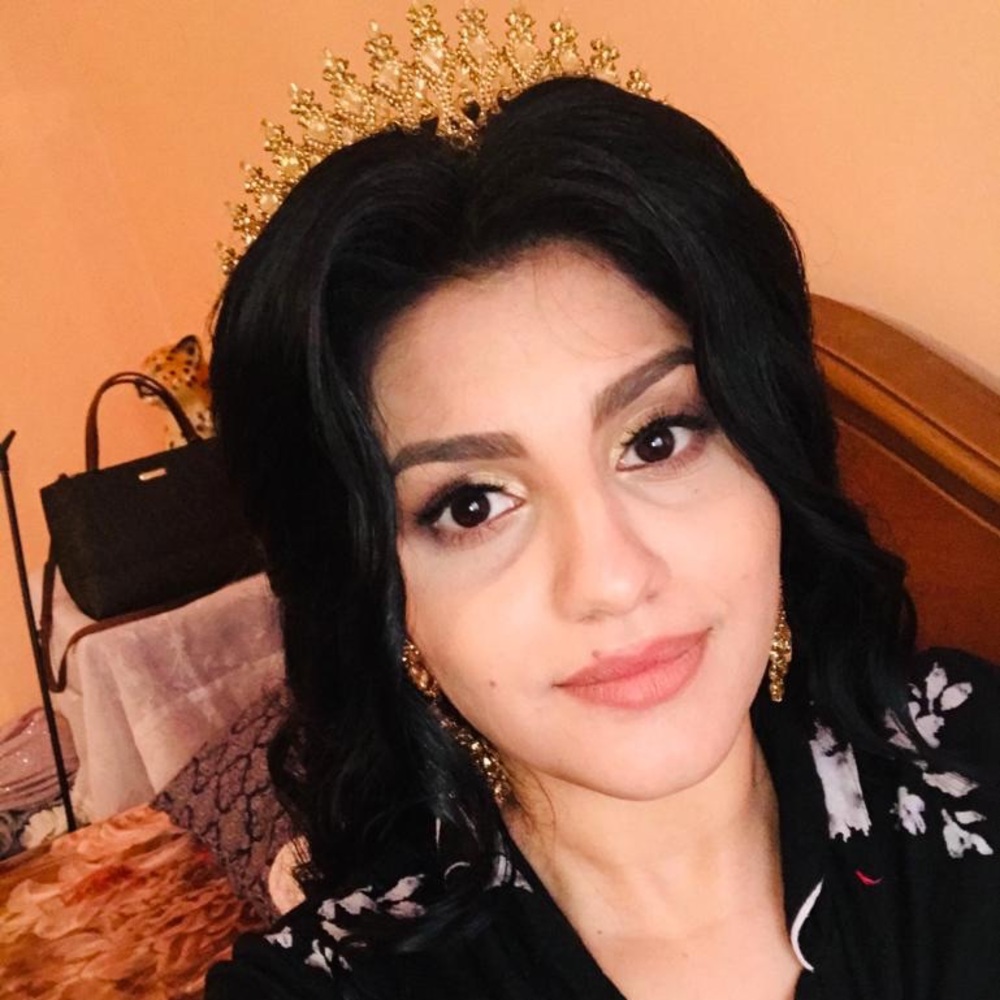 Meet your Posher, Lorena